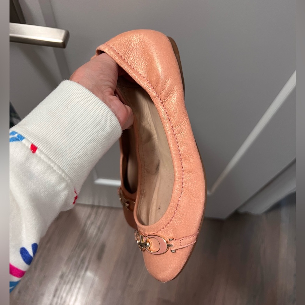 Coach ballet flats women’s shoes size 6 pale pink slip on - Picture 4 of 13
